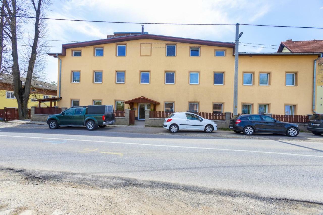 Apartman Zara Veľký Slavkov Eksteriør bilde